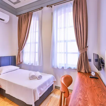 Va Mansion Hotel *